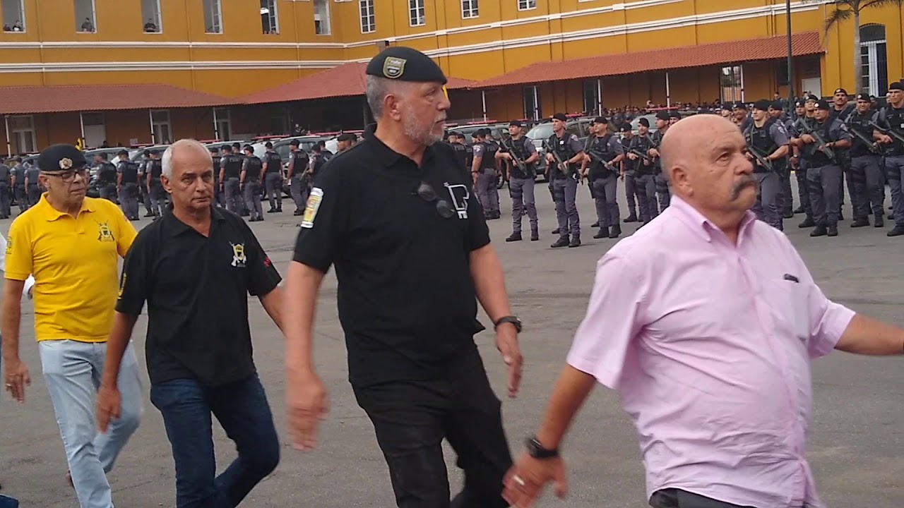 49 aniversário da ROTA desfile da tropa