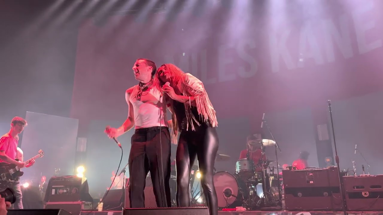 Miles Kane - Don't Let Me Down live in London (Roundhouse, 31.05.2022)