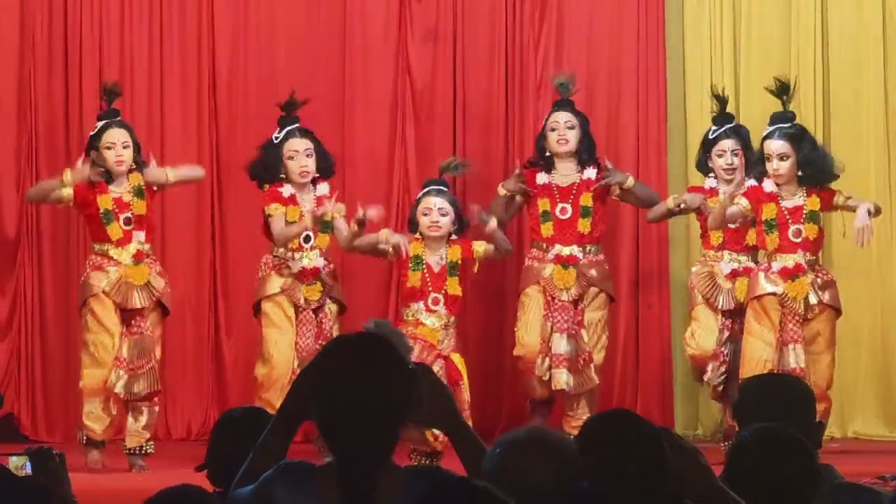 Kundukavu uchal dance krishna 