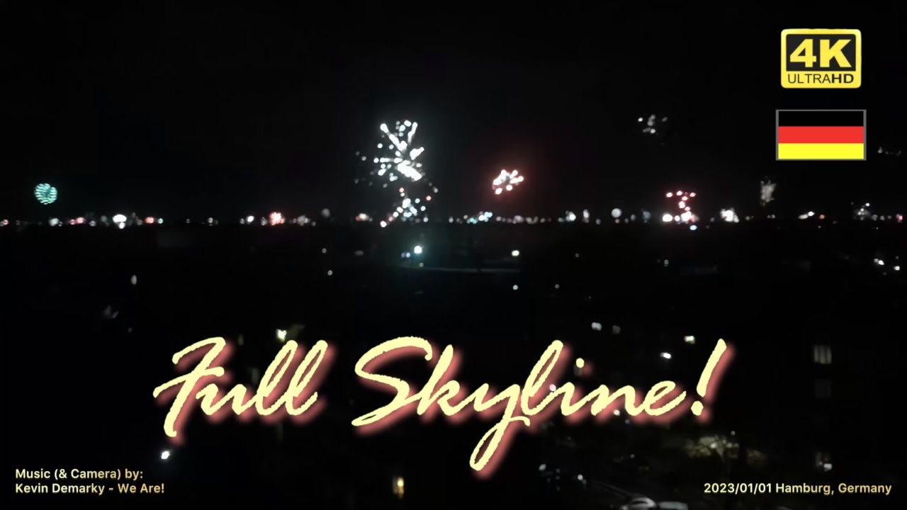 Hamburg Full SkyLine Silvester Nacht Lightshow Feuerwerk Fireworks Happy New 2023 Year's Eve Germany