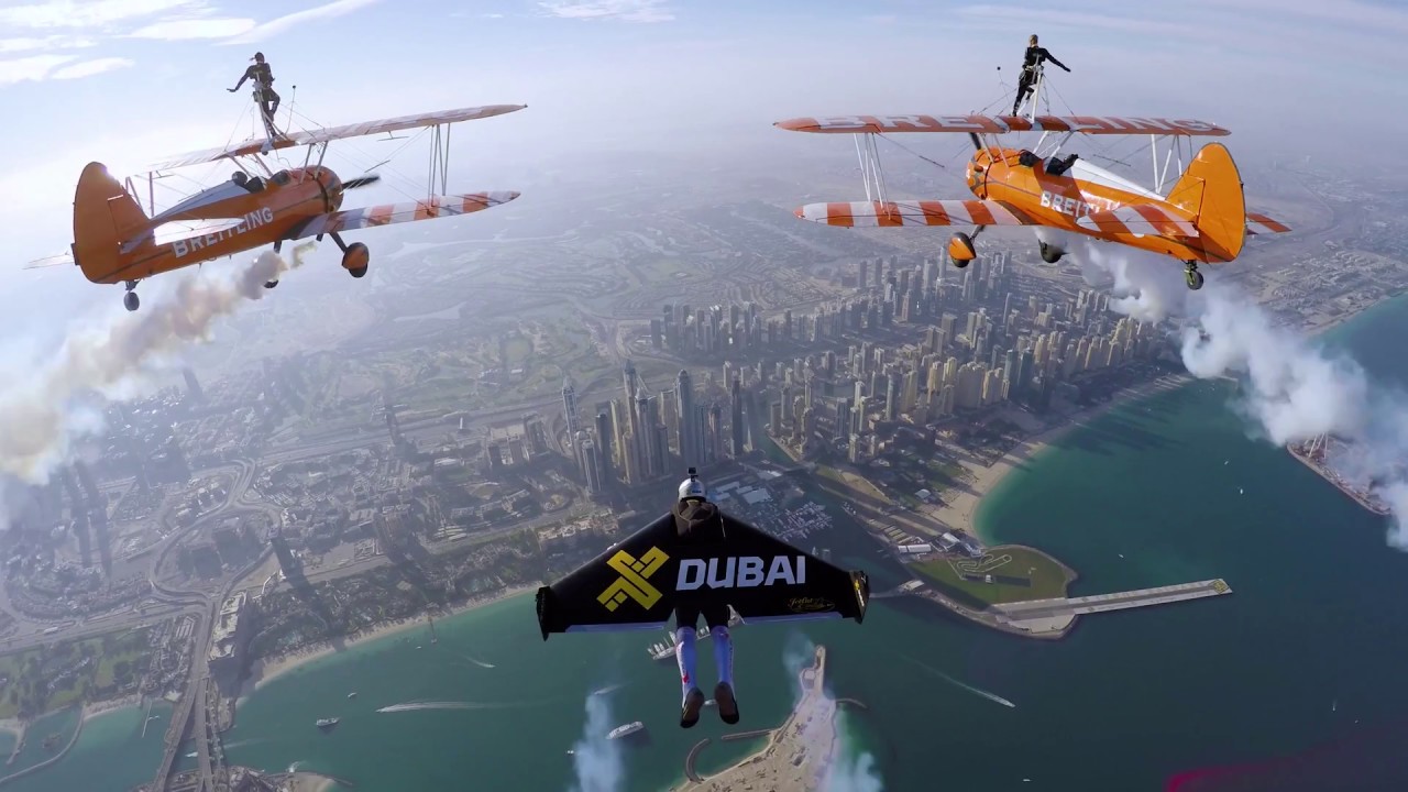 Jetman Dubai and the Breitling Wingwalkers &ndash; 4K