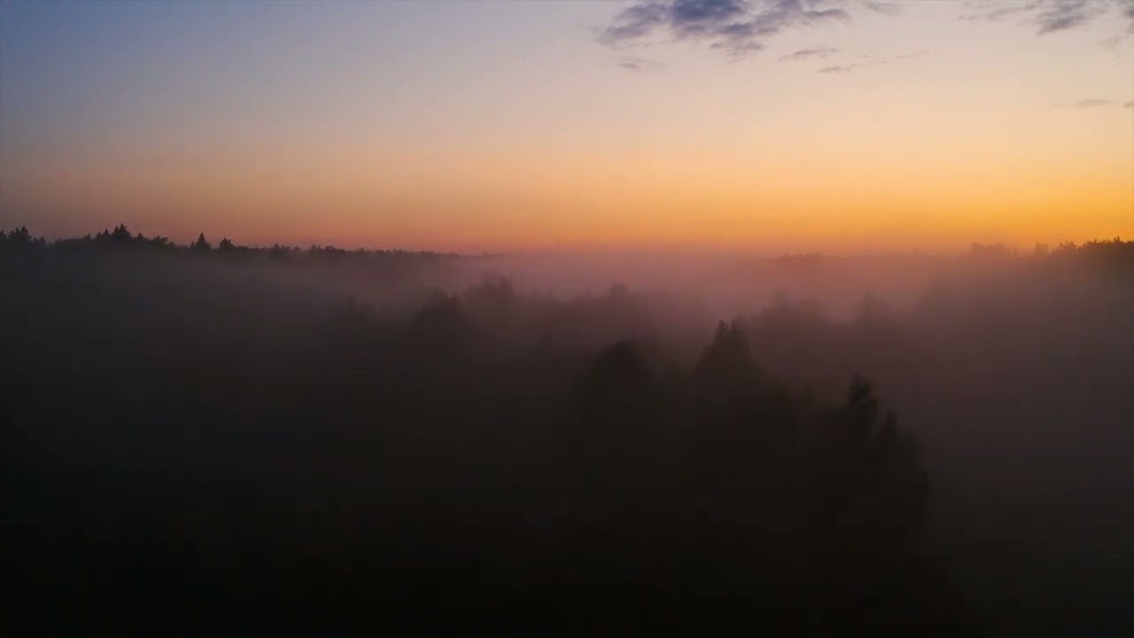 RELAXING WITH N SOFT PIANO MUSIC