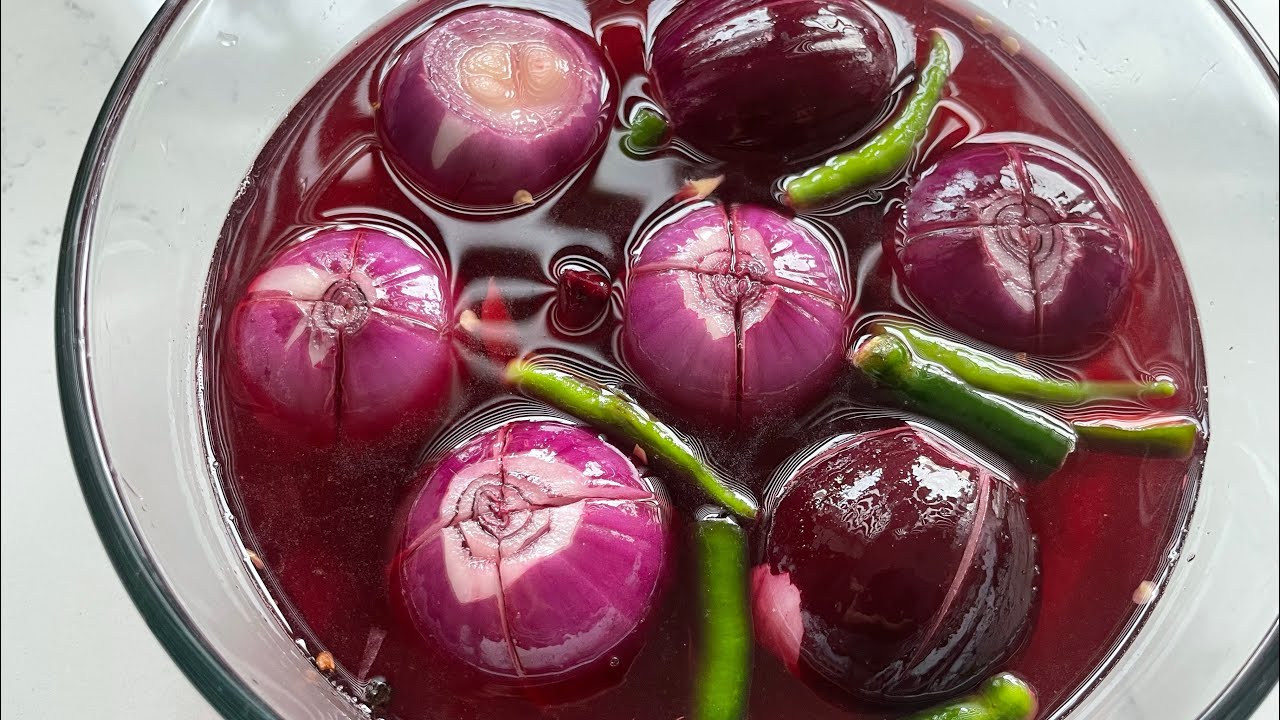 Sirke wala pyaz/Pickled onion/Restaurant style