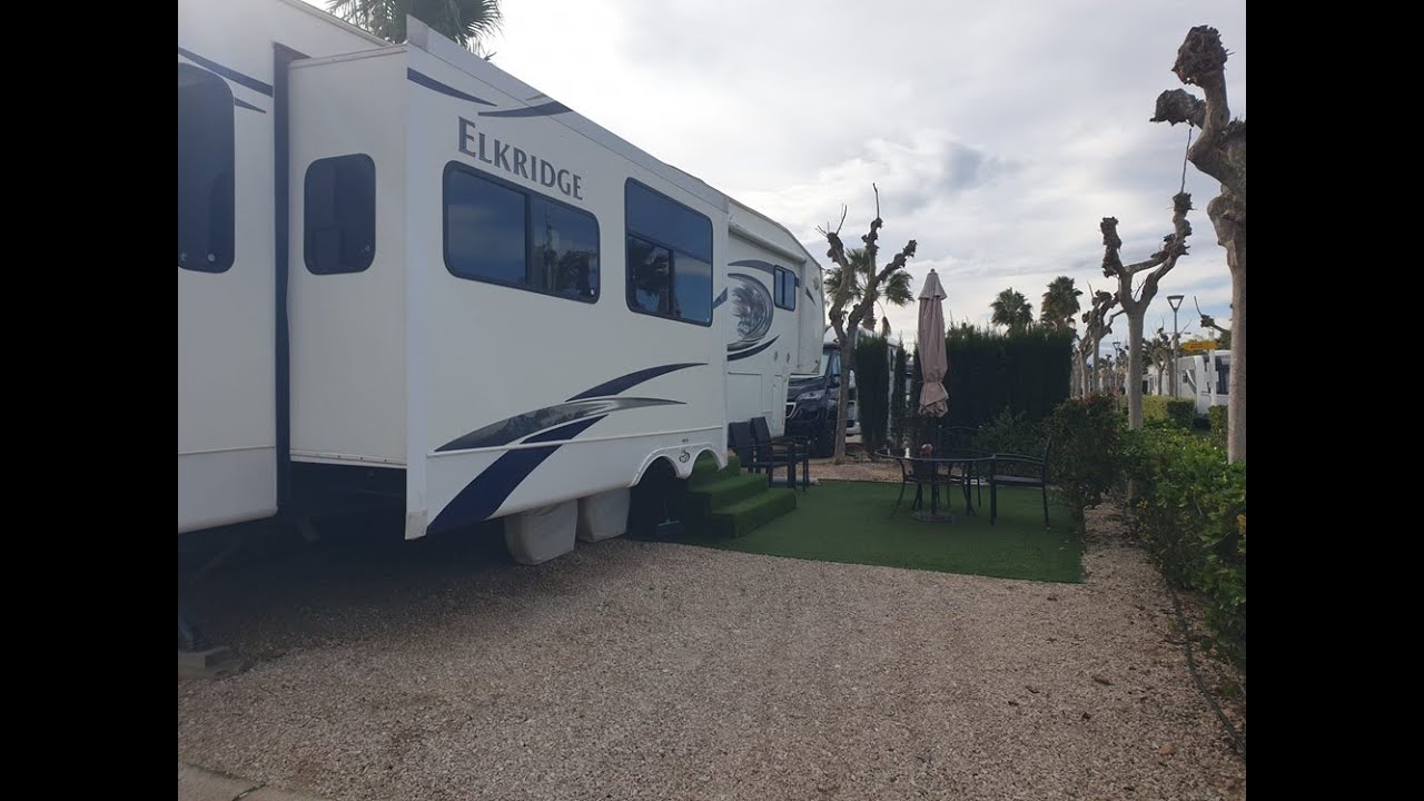 Large Fifth Wheel For Sale On Camping Almafra In Benidorm - £48,000