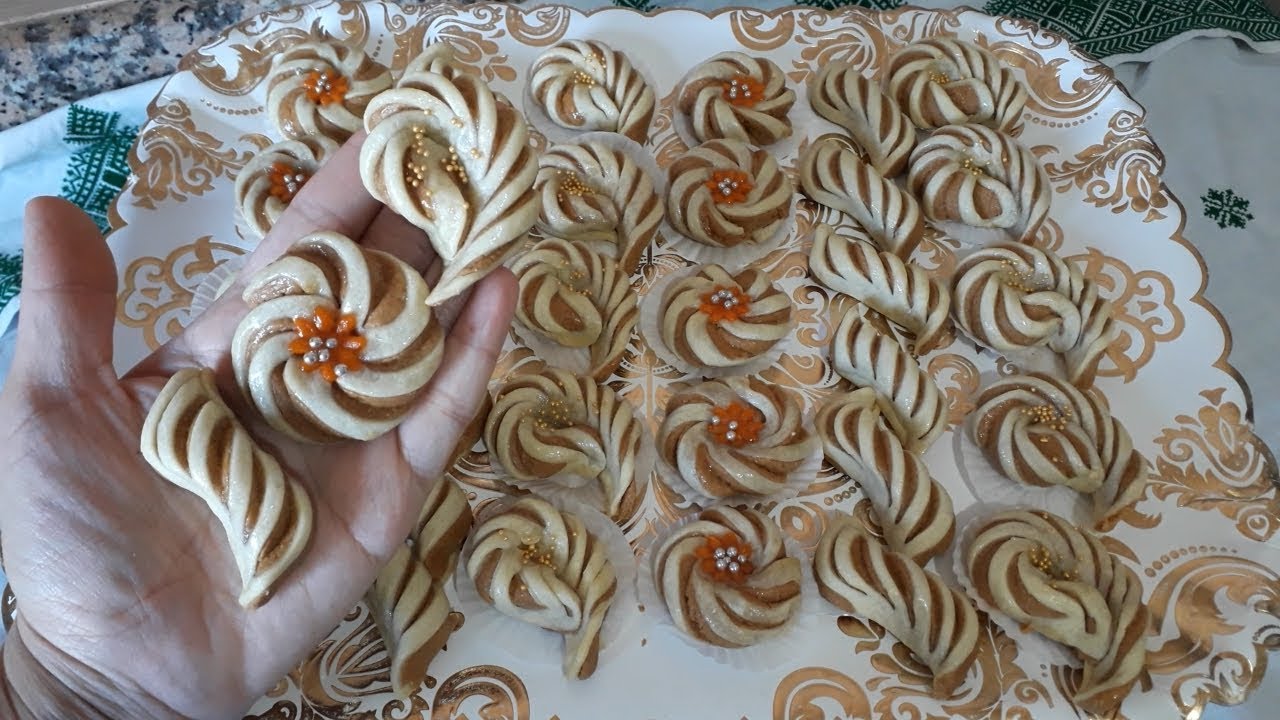 المفلحة ب3أشكال بلا مراشم سهلة وسريعة /حلوة الكاوكاو حلويات العيد2020