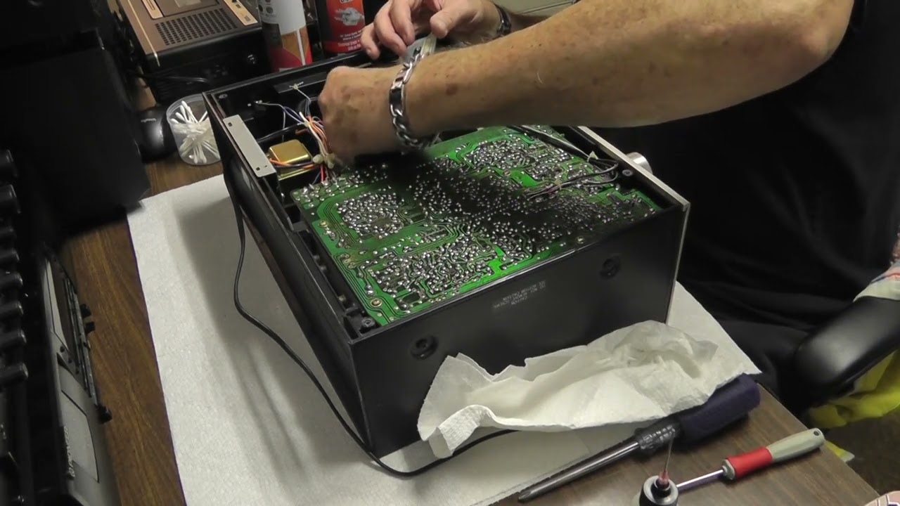 Repairing a RS 615 US Technics Part 1