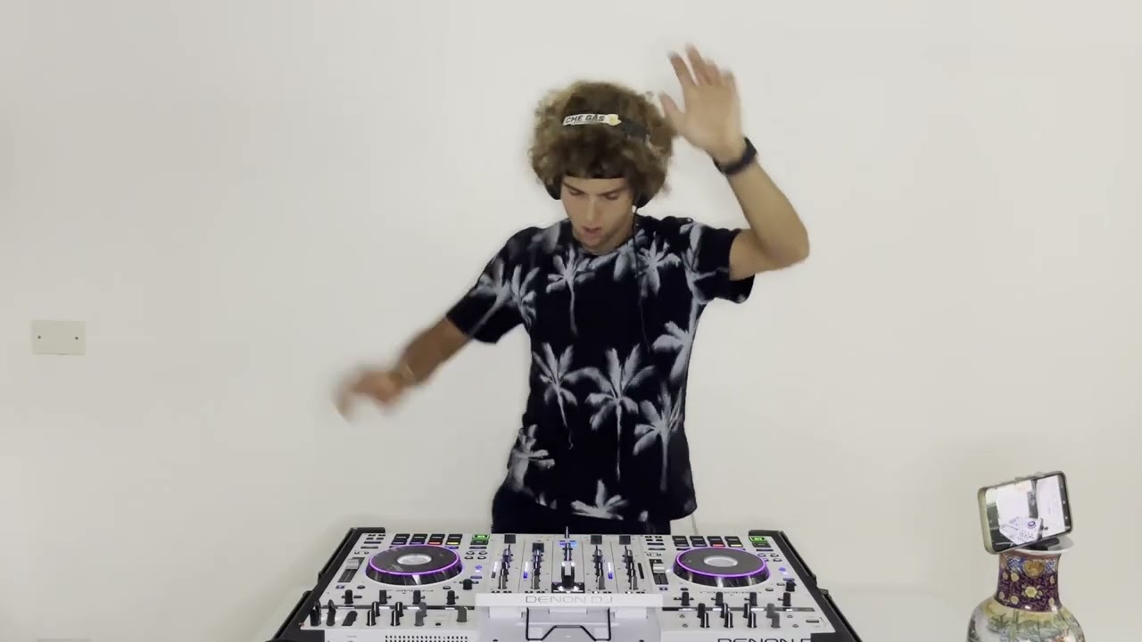 Samuele casadei - My way of DJing Part 1 - Denon prime 4 plus white - 4 Deck mix