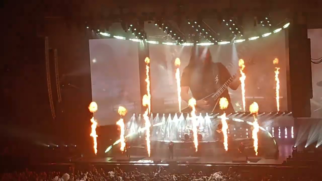Concert gojira 03 Zenith Toulouse 04 12 2025