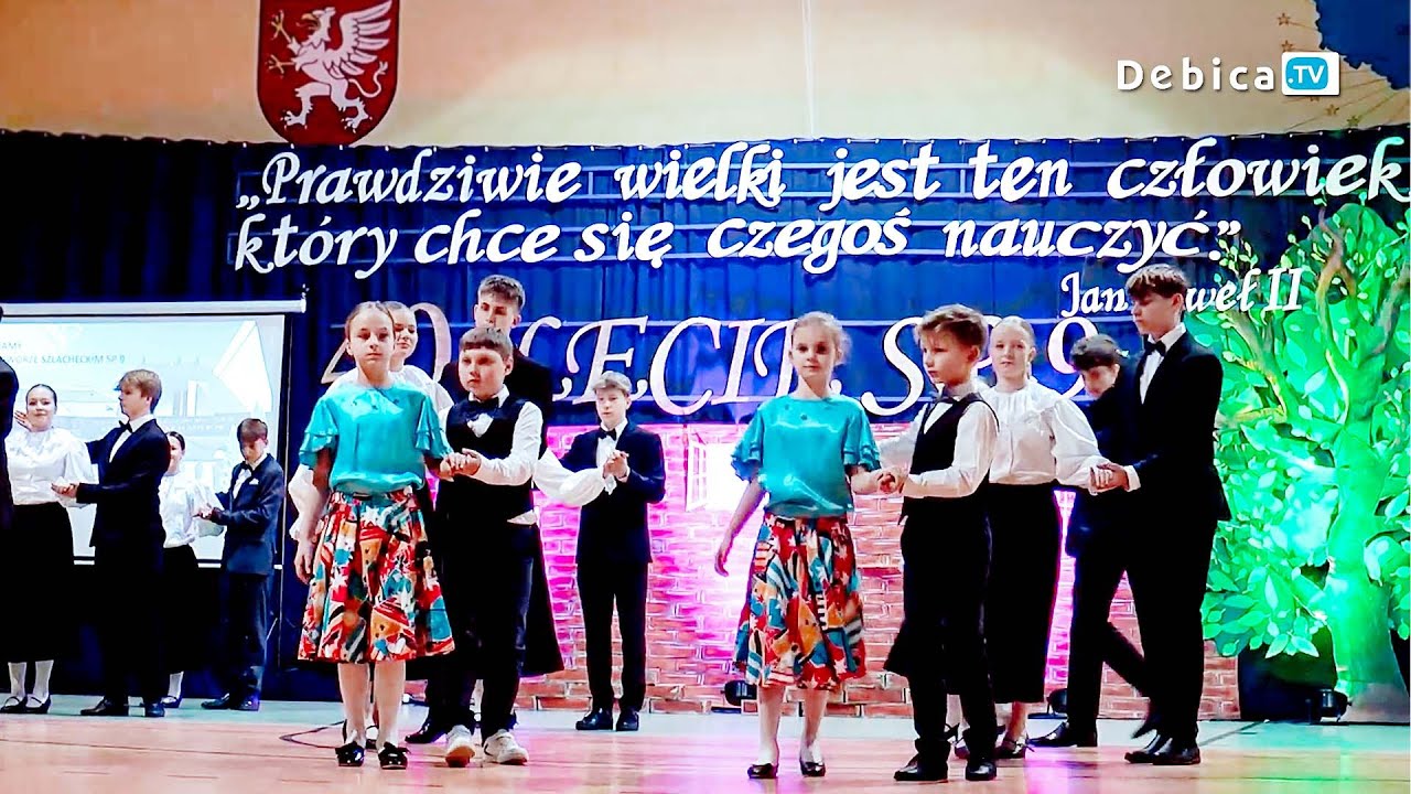 Szkoła Podstawowa nr 9 im. Dębickich Saperów ma już 40 lat