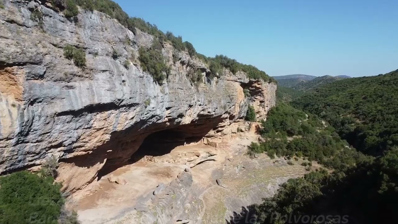 Pozas del Formiga & Cueva de las Polvorosas