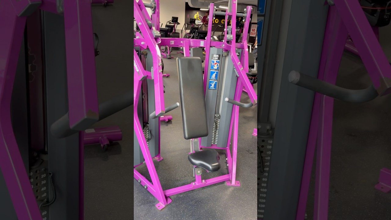 Chest Press Machine | Hammer Strength | Planet Fitness 