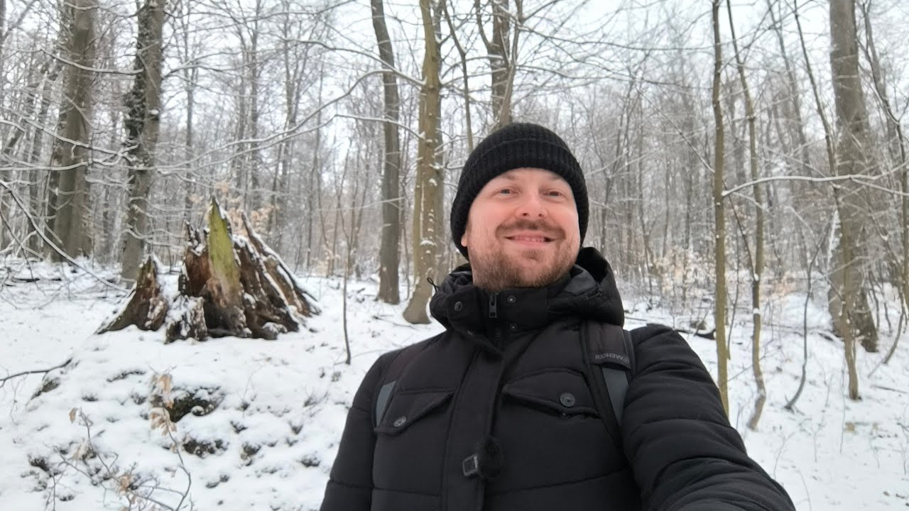 ASMR Walking in a Frozen Forest ❄️ Extreme Snow Crunch & Soft Spoken (Slovak)