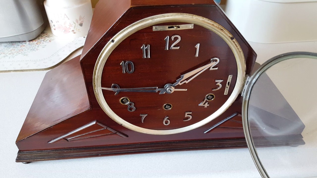 Urgos Dual Chime Mantel Clock