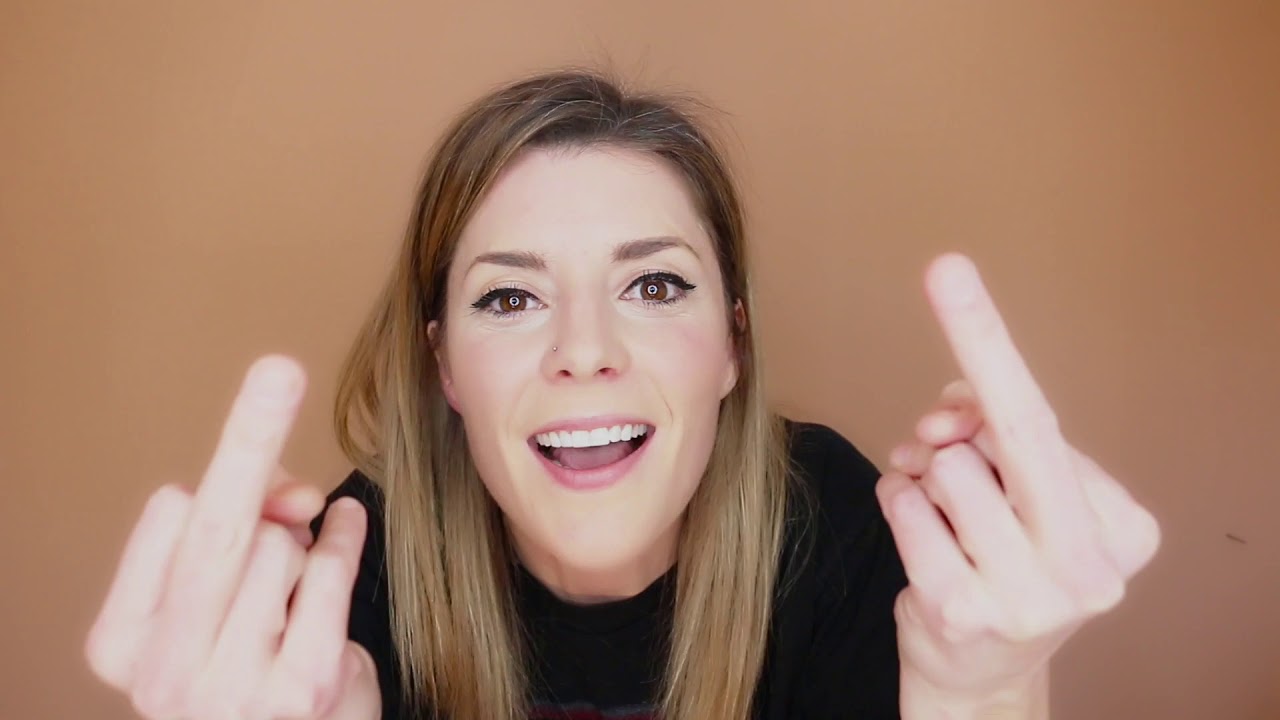 A 2020 CHECK IN // Grace Helbig