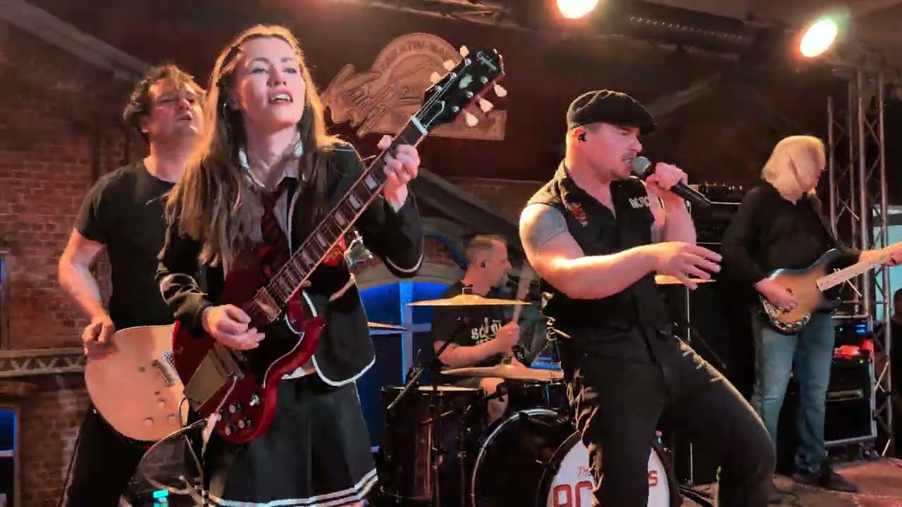 The ACDCs Tribute Band -02- Shoot To Thrill (2025 Live@Kultbahnhof Gifhorn)
