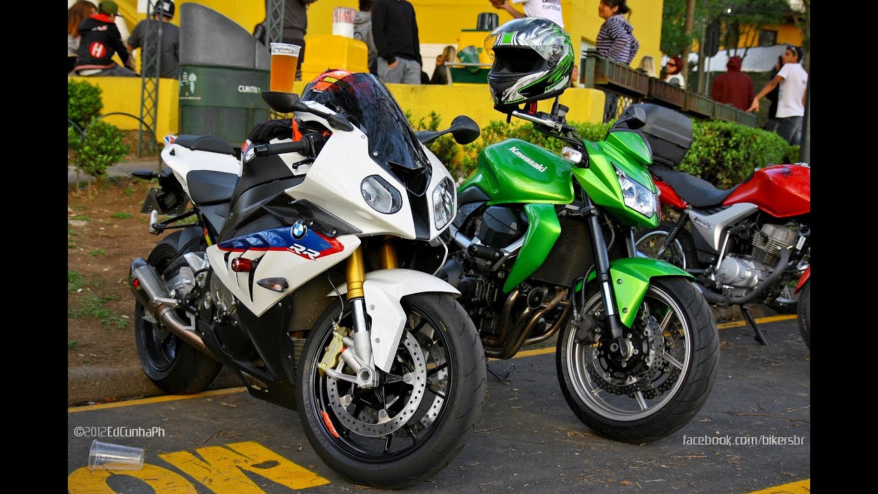 Suzuki GSXR 1000, Honda CBR, Yamaha R1 & R6, BMW S1000RR, ZX10R: Burnout, Wheelies & Sounds - Bikers