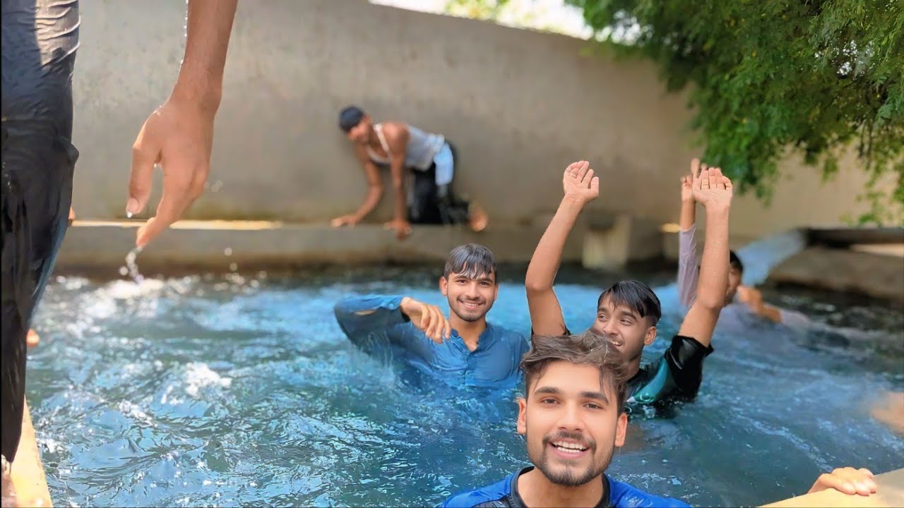 Pool Mein Masti Overload! 😂🔥 Full Tandoorii Fun
