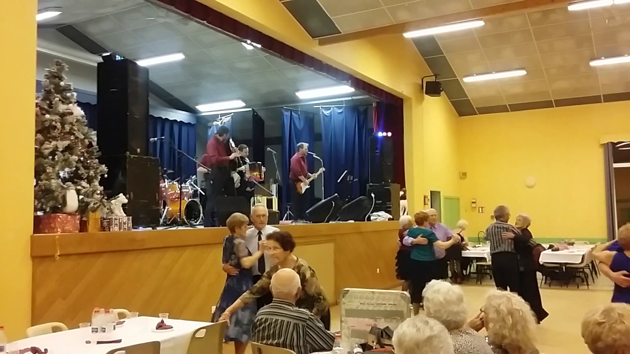 Thé dansant à St Lheurine 18/12/2016