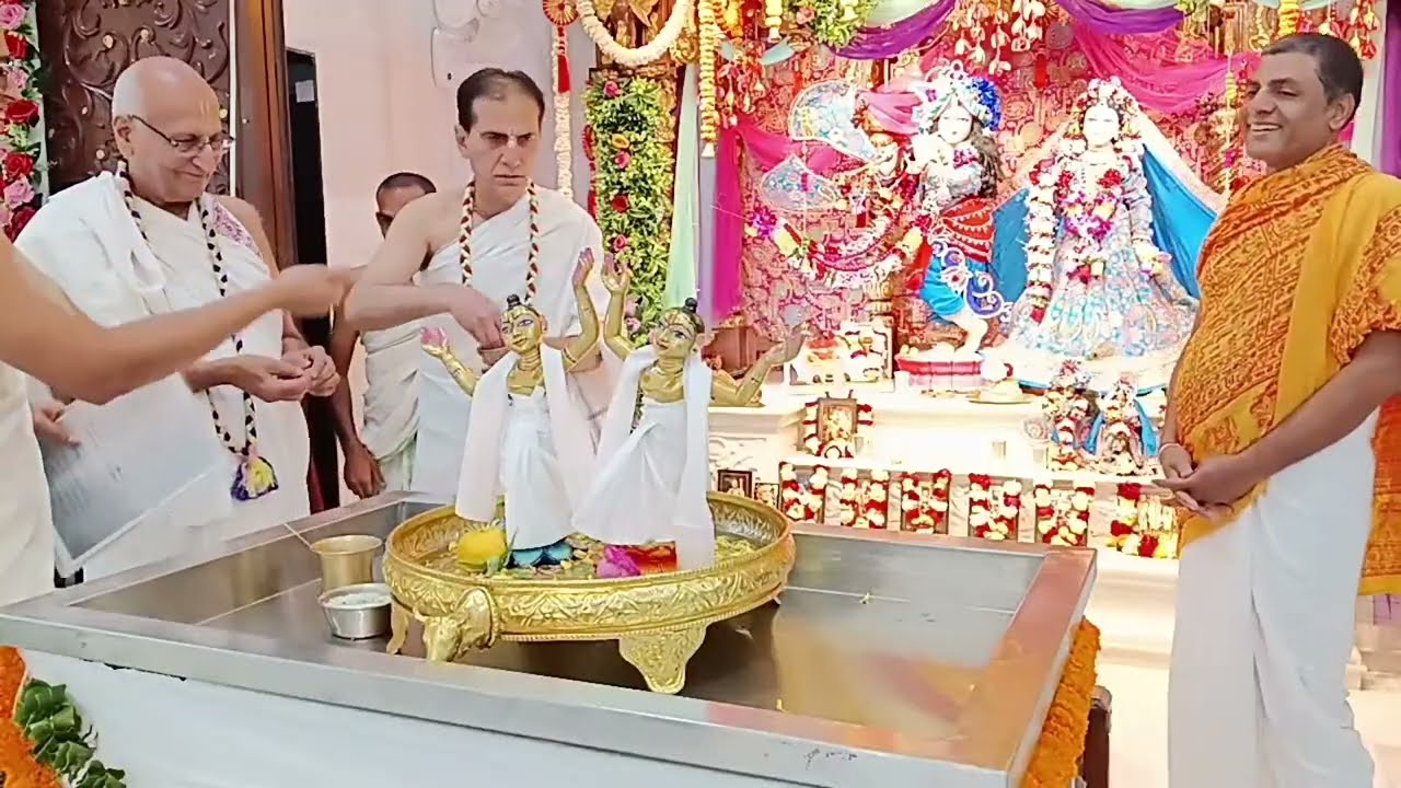 ISKCON Gandhidham Nityanand Trayodashi Abhishek On 31 Jan 2026