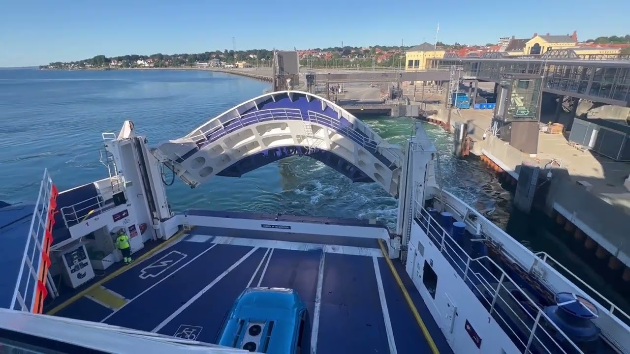 Traveling From Denmark 🇩🇰 Helsingor To Sweden 🇸🇪 Helsingborg by Ferry ⛴️🚚 Information for Drivers 
