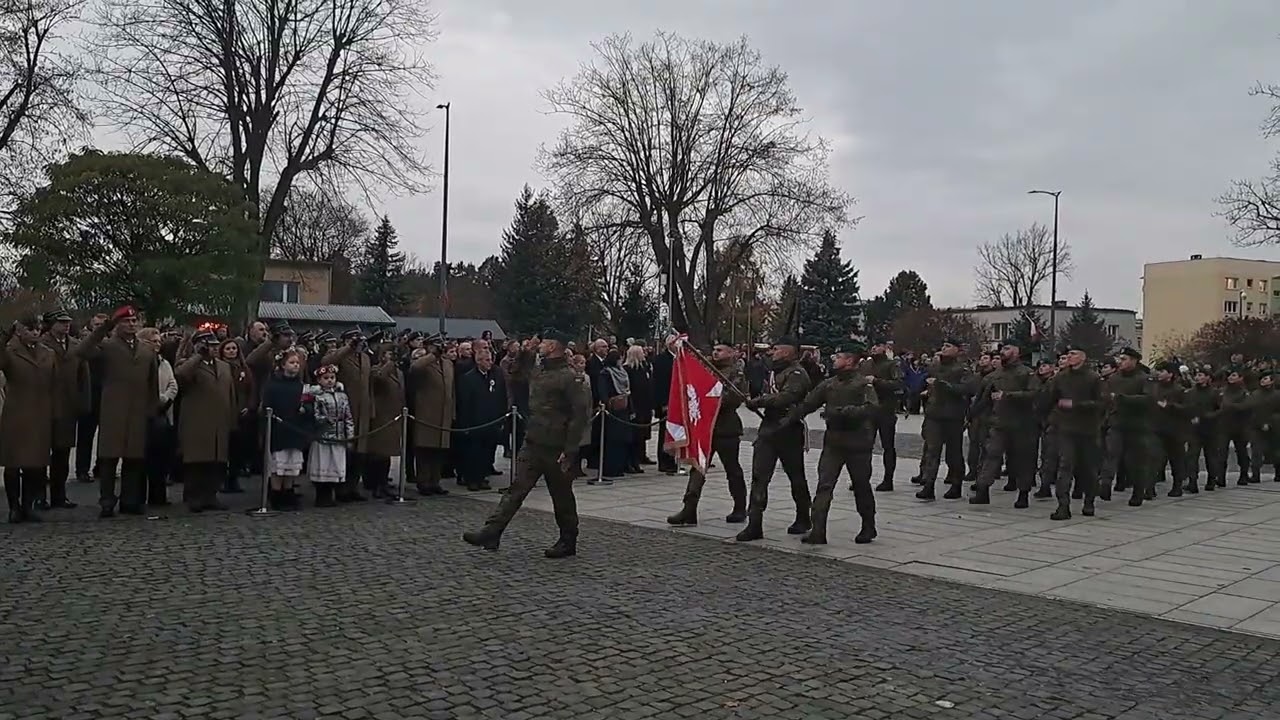 Defilada pododdziałów Garnizonu Nowa Dęba 11.11.2025