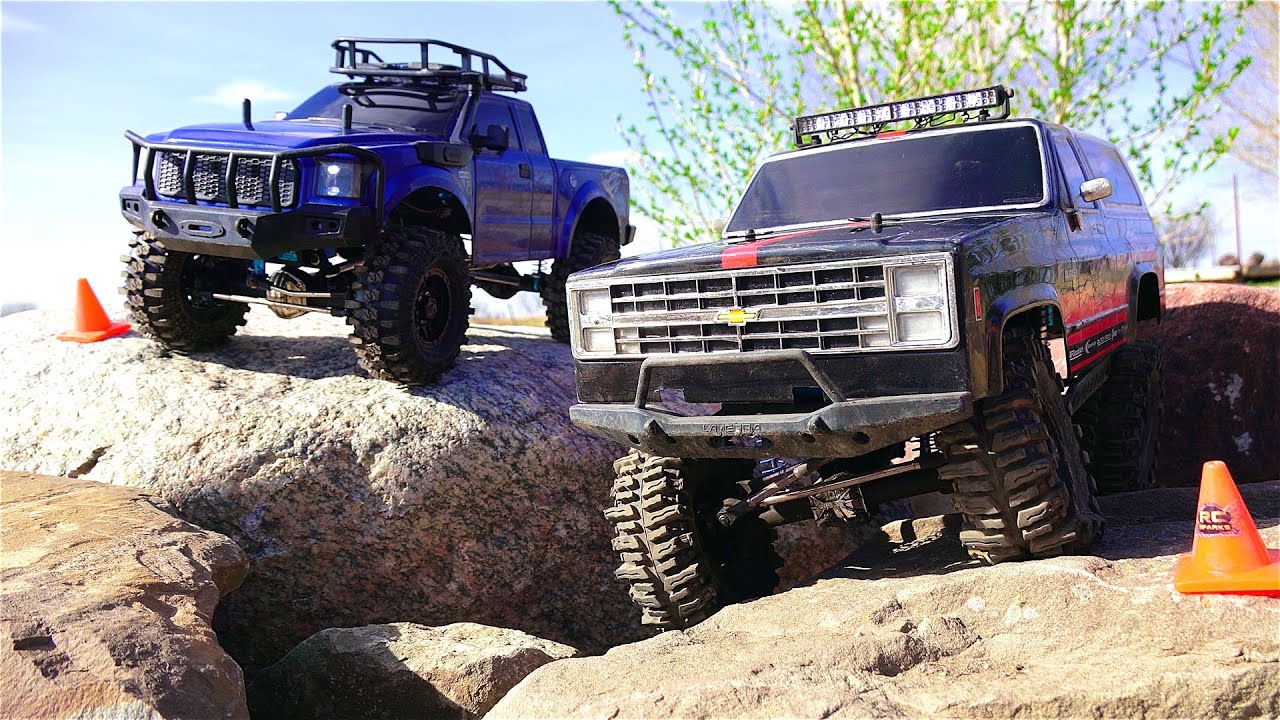 RC ADVENTURES - Vaterra Ascender 4x4 vs G-Made Komodo 4x4 - Chevy K5 Blazer vs Ford?