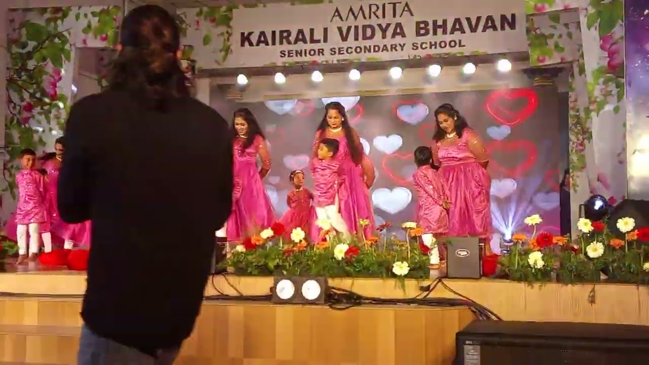Amrita Kairali Vidya Bhavan, mom child combo in Annual day