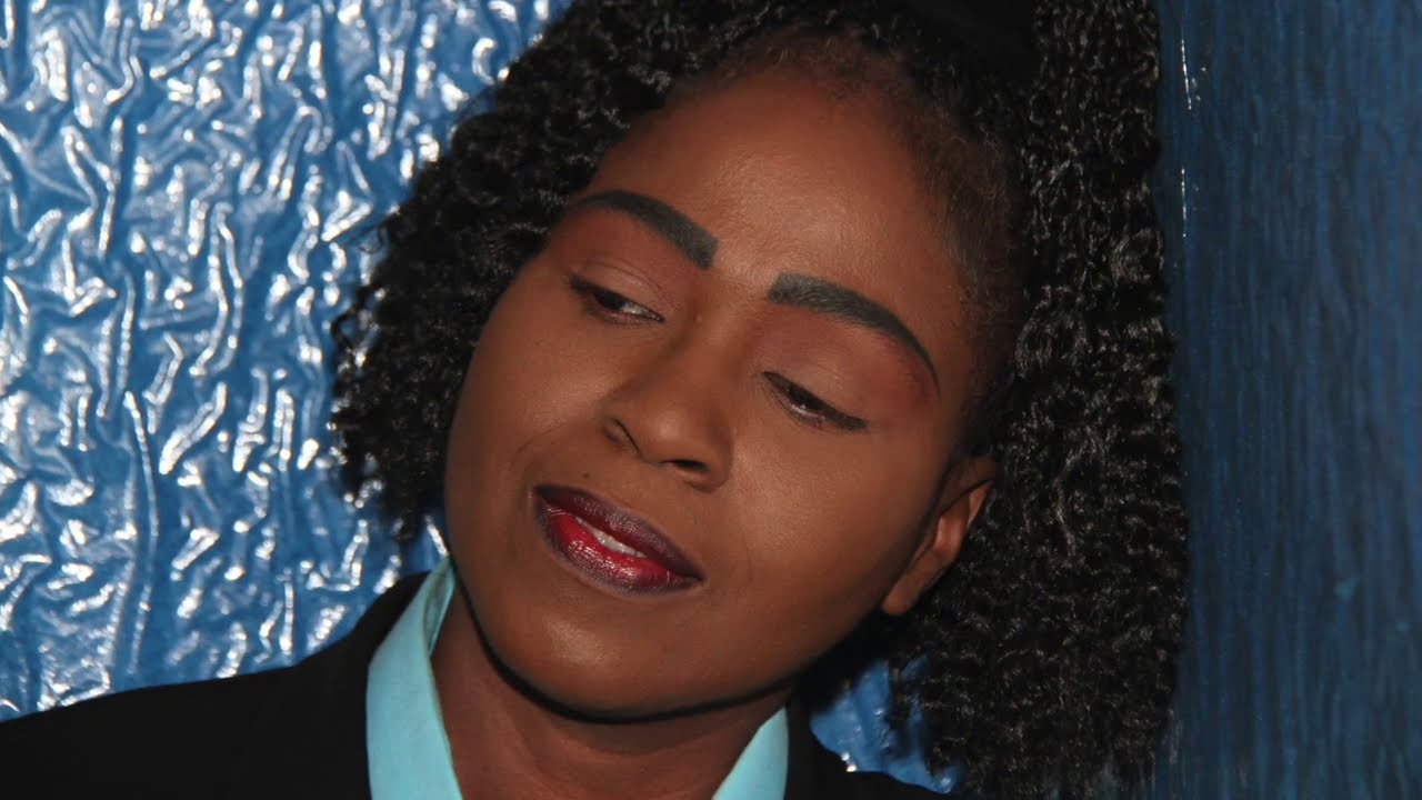 TU NE SOMBRERAS PAS.    NAOMIE LUAP.