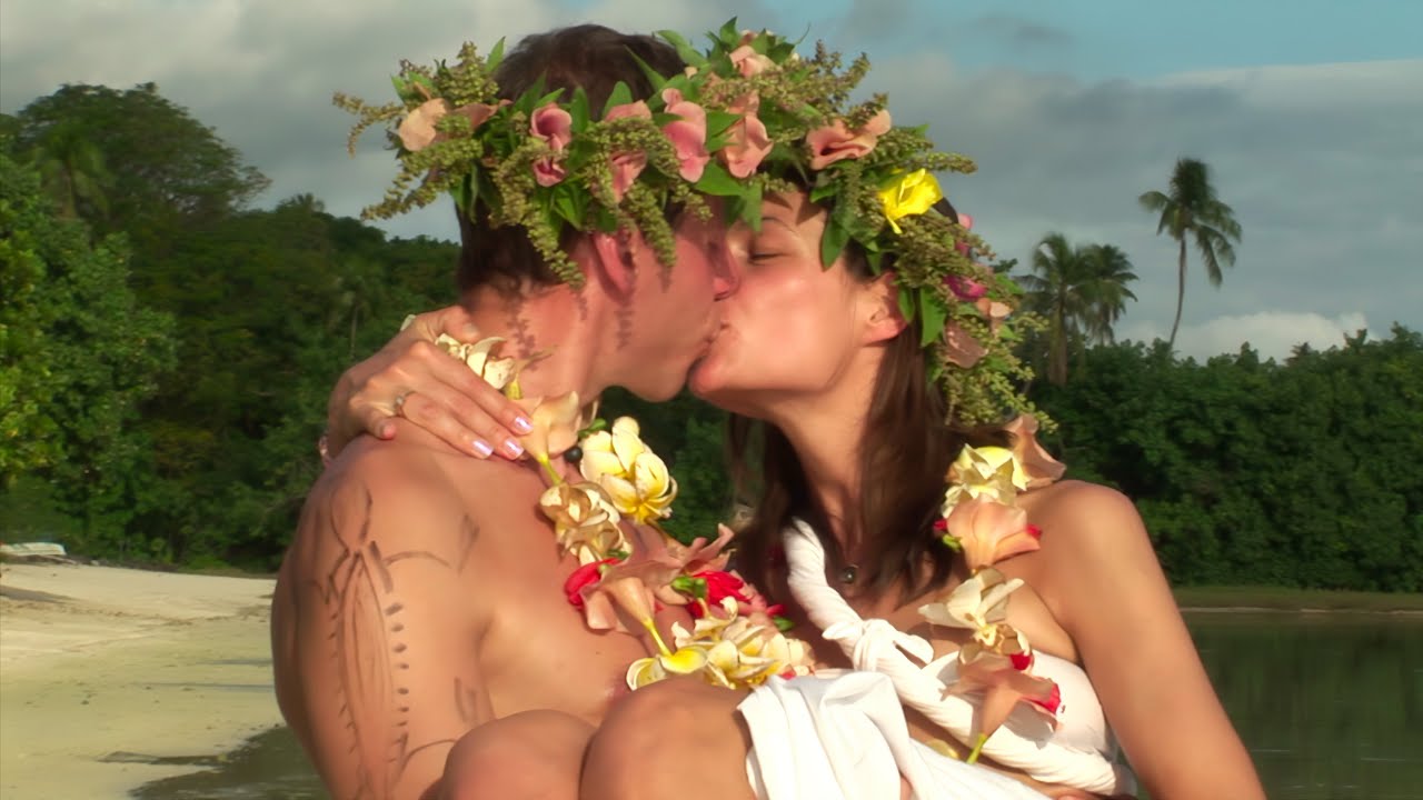 Tiki Village Wedding Promo 2005 • Moorea, French Polynesia • 4K 🌴