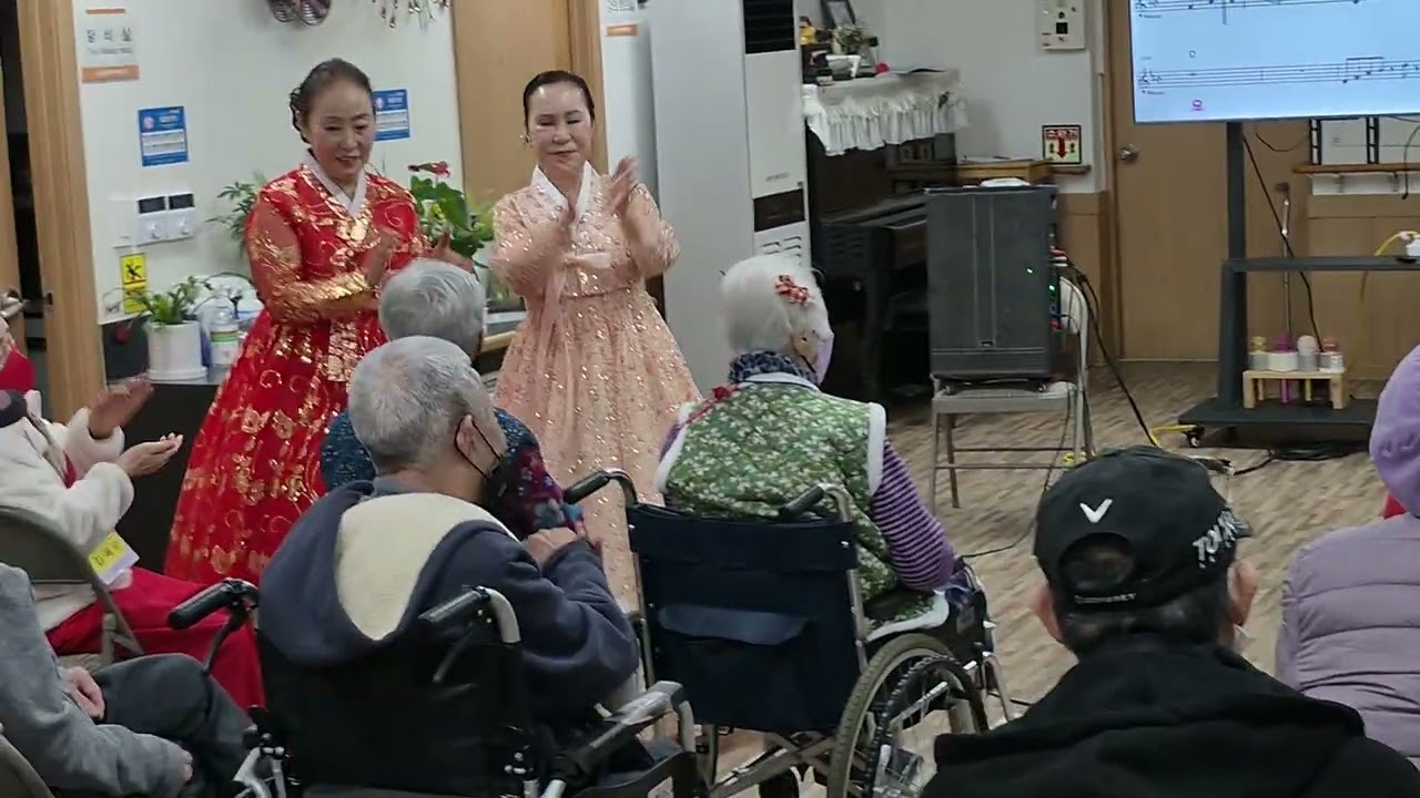 #파주대중문화창작연구회 예술단 #금촌파주요양원 #연주 이천석 #서귀포를아시나요 #위문공연 #파주 