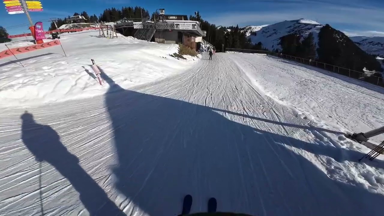 Skiing in Les Carroz and Flaine (44km downhill) on 17 Dec 2025
