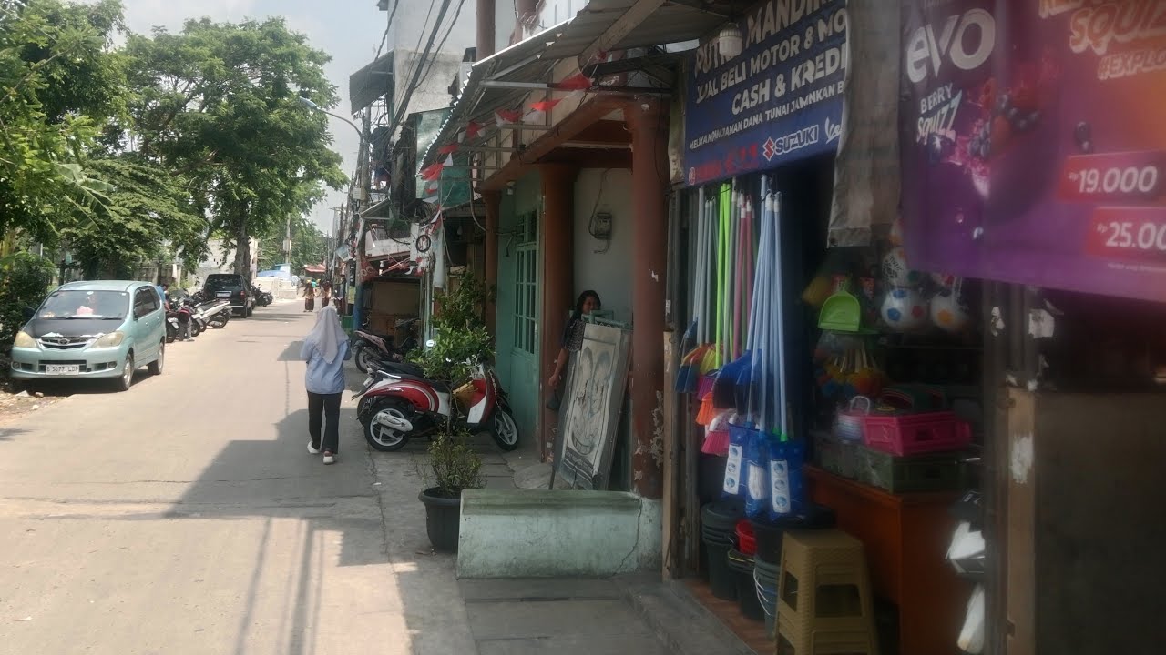 @VLOG.DE2N sedang live sekarang! MANTAU PINGGIRAN KOTA JAKARTA TERPADAT SAMPAI KE DALAM GANG