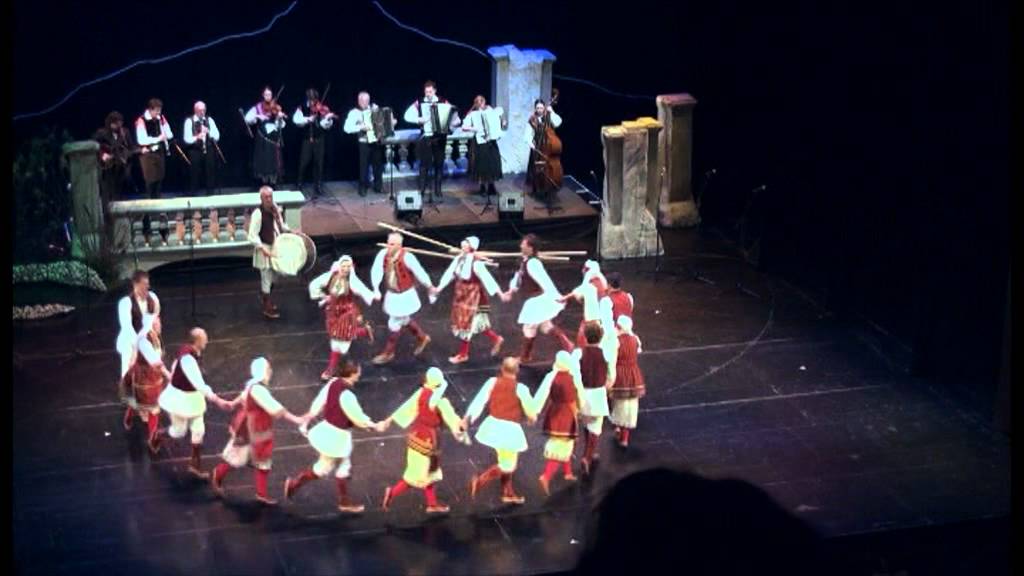 Folklorna skupina Emona - Splet makedonskih plesov (Povardarje) [2011]
