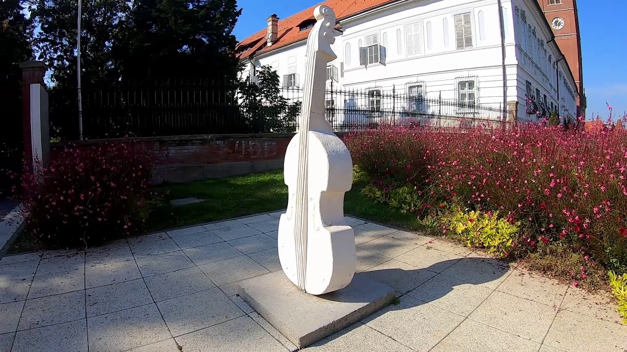 ĐAKOVO - jesenska šetnja gradom