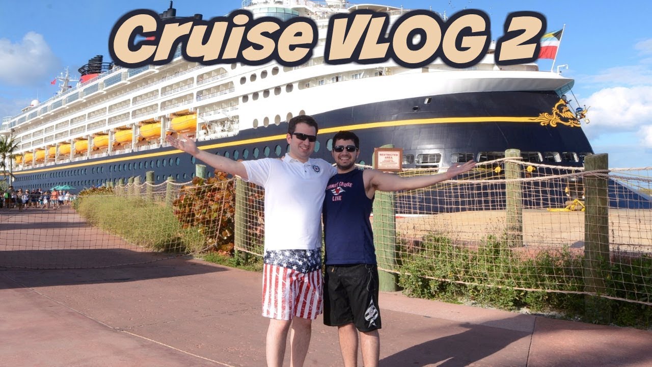 I lost my GoPro at Castaway Cay 😱 | Cruise VLOG 2