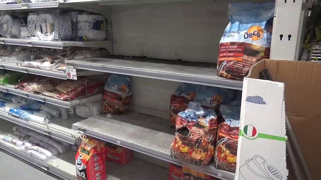 Palermo, Coronavirus: supermercati presi d'assalto e scaffali vuoti