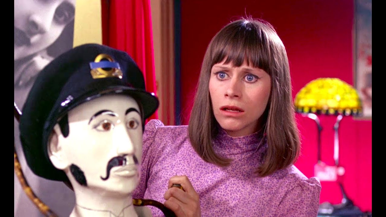 A TASTE OF HONEY (1961) / SMASHING TIME (1967) Clip - Rita Tushingham and Murray Melvin