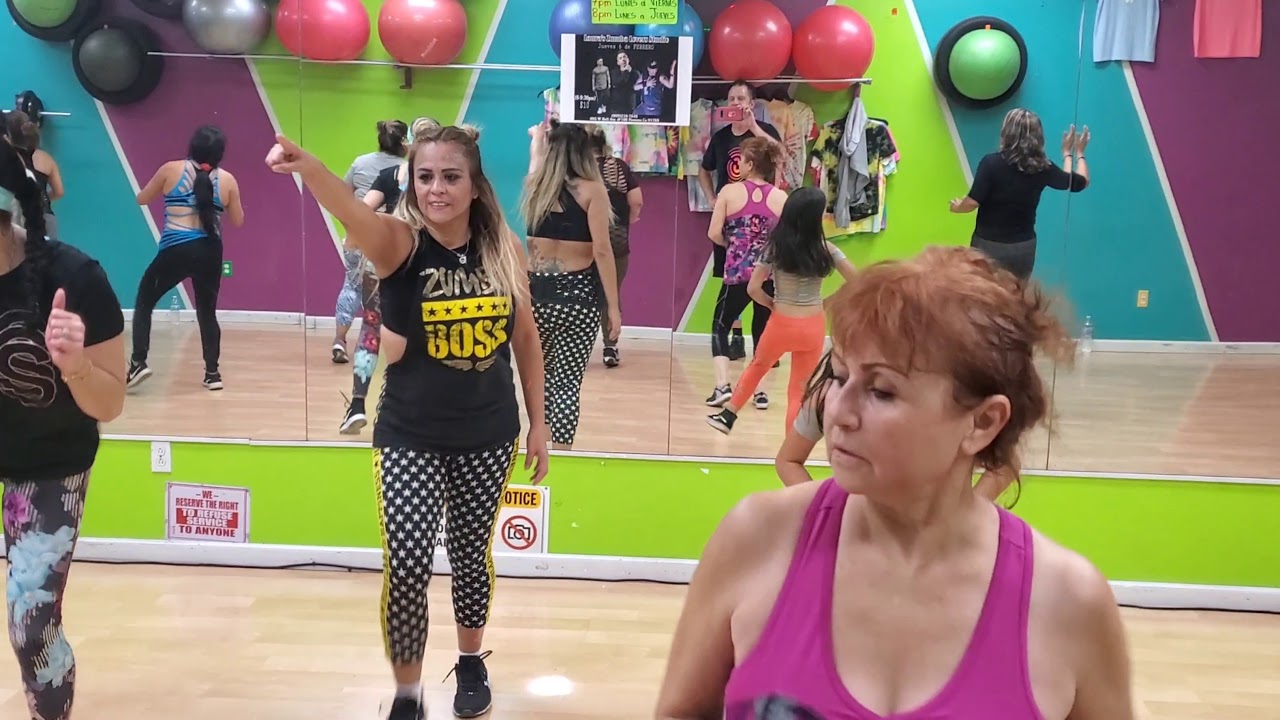 MASH UP... 30 minutos de  nuestras canciones favoritas