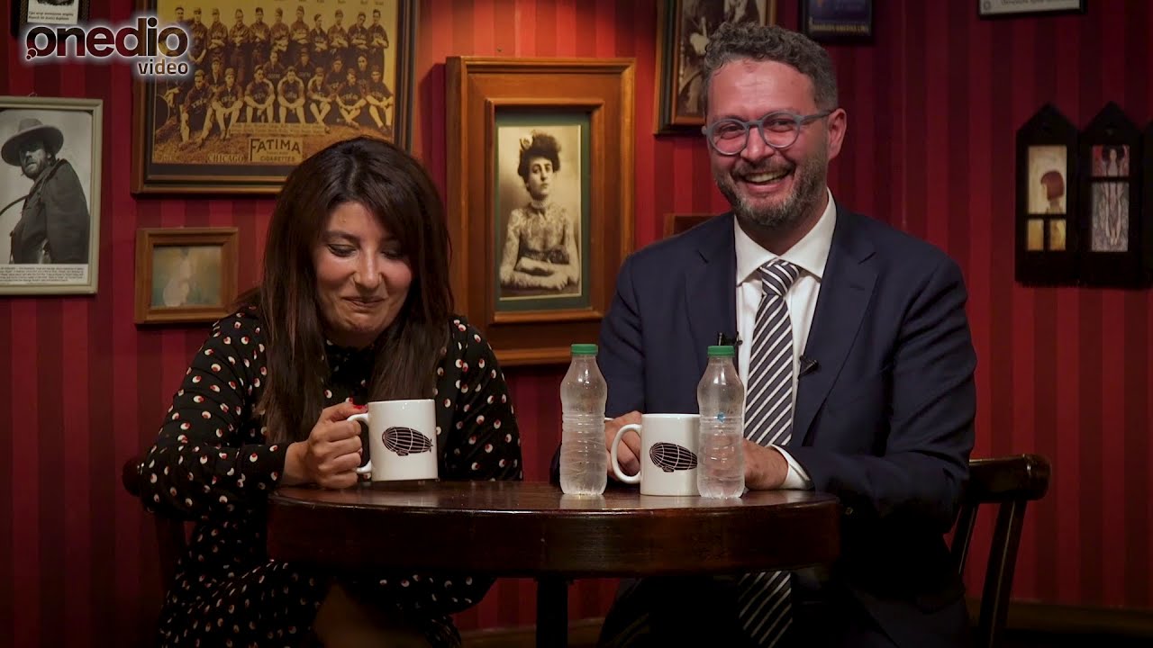 İbrahim Selim ile Bu Gece 1. Bölüm: Şebnem Bozoklu, Dolar, Sinema, Tuvalet Kağıdı, Rap Battle