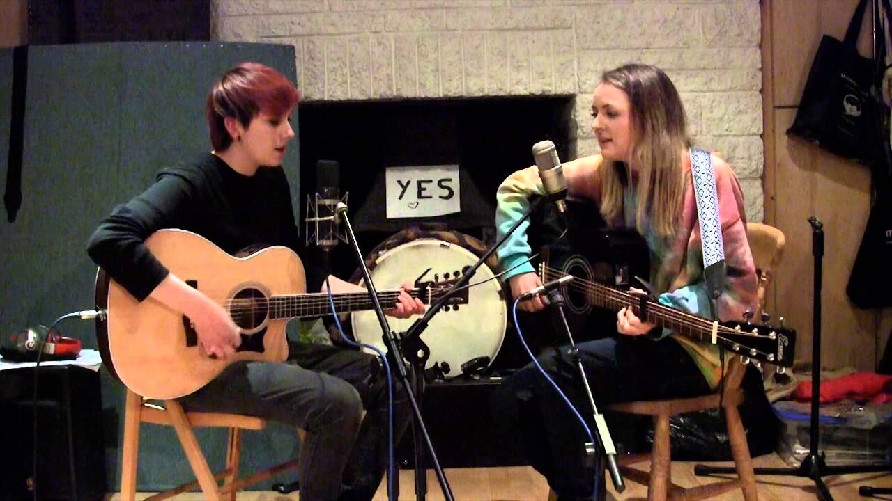 Last Hope - Lauren Ní Chasaide & Aisling Jarvis (Paramore cover)