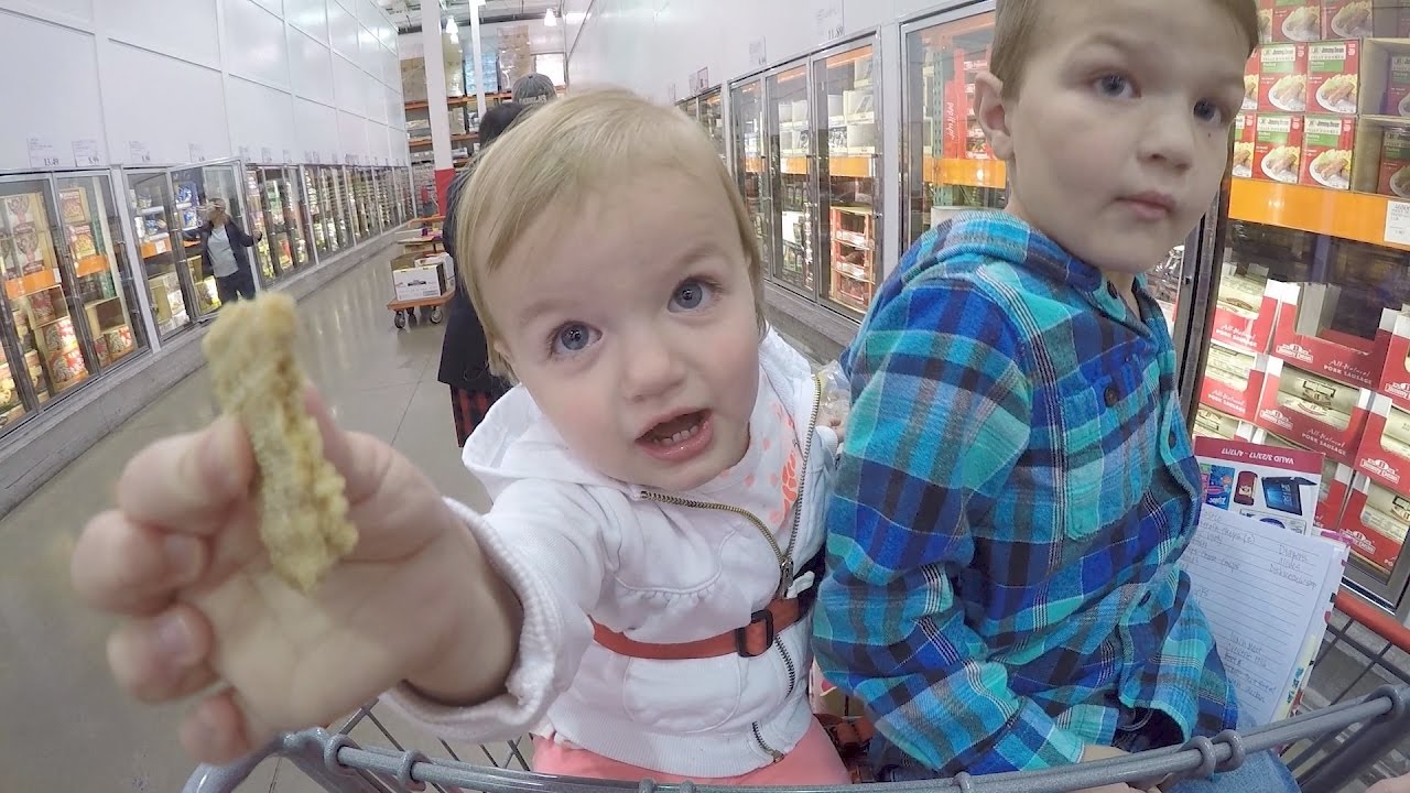 🛒 MOM TAKES FOUR KIDS TO COSTCO BY HERSELF AND SURVIVES! 😱