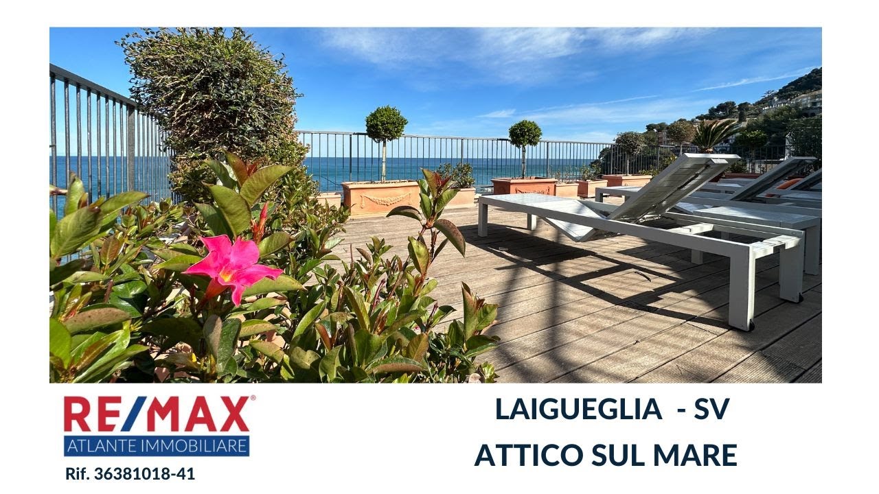 ATTICO SUL MARE A  LAIGUEGLIA