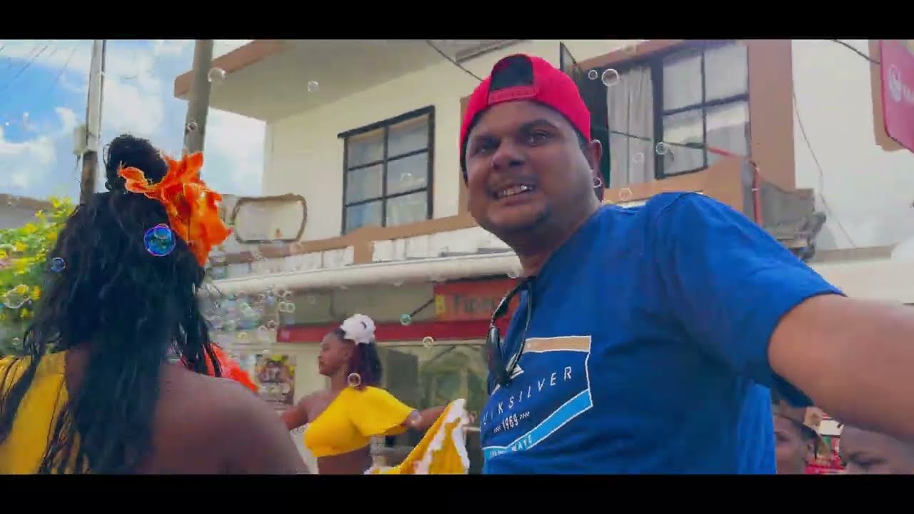 TIISAM - AROZE SEGA ( CLIP OFFICIEL)