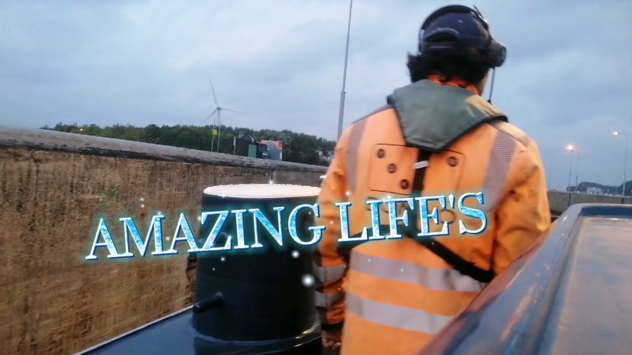 NL inland vessel Lock transit @amazinglifesinlandship