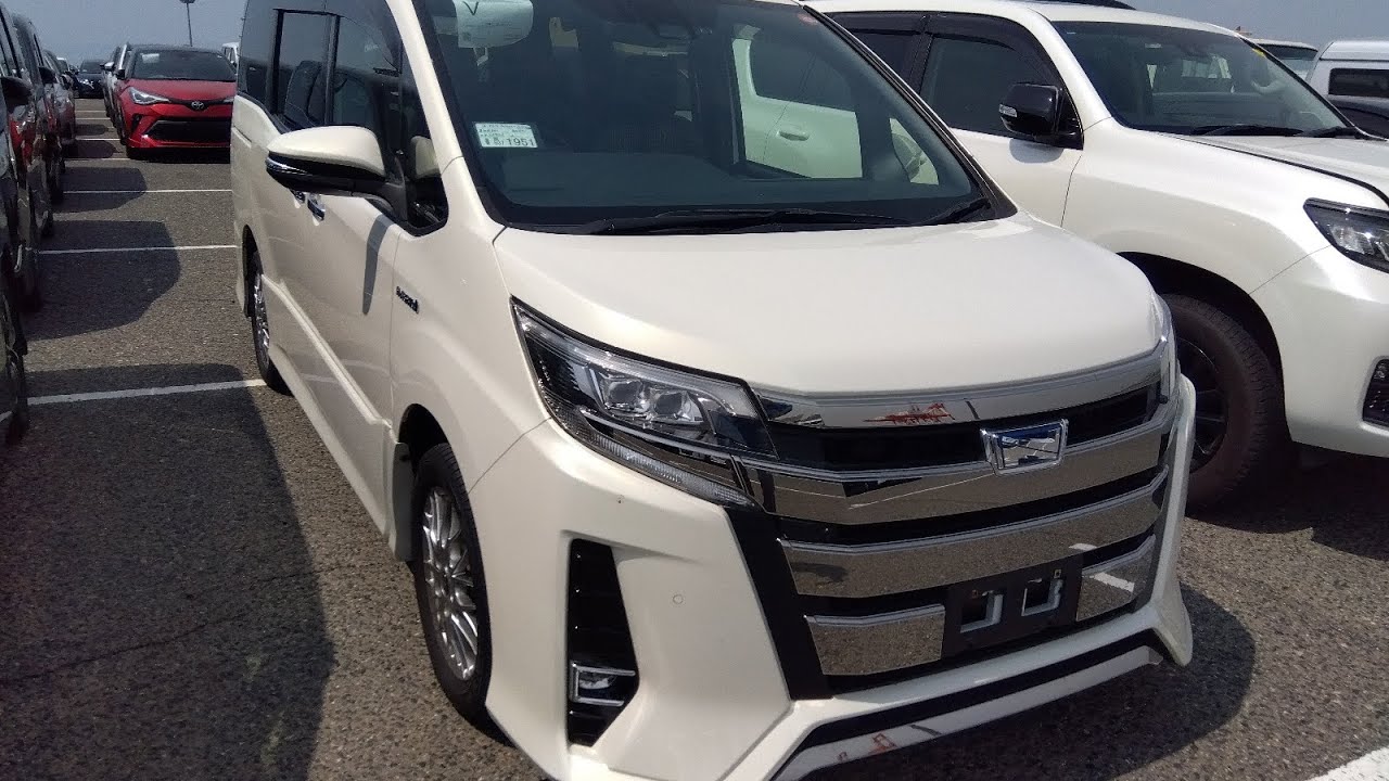 2020 Noah Si WxB Hybrid in white pearl & beige interior