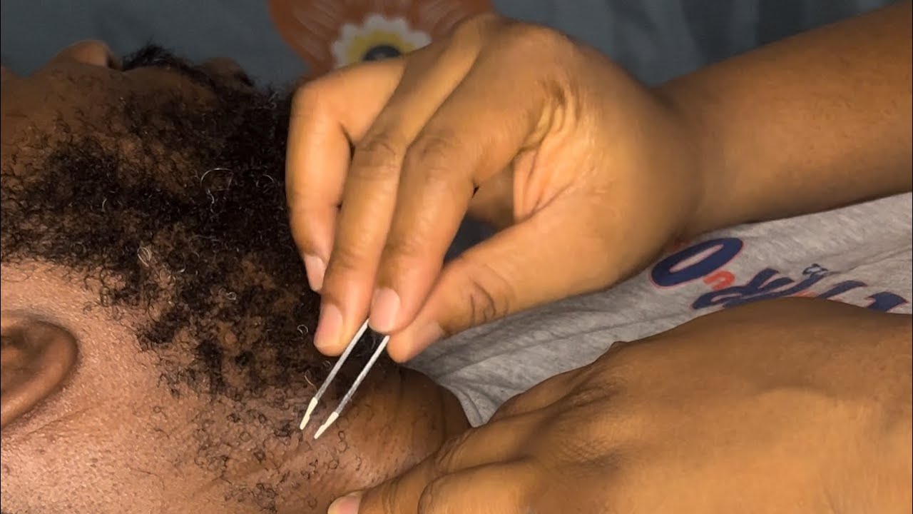 Asmr/ detangle my husband’s beard. White noise background for sleep. Hair
