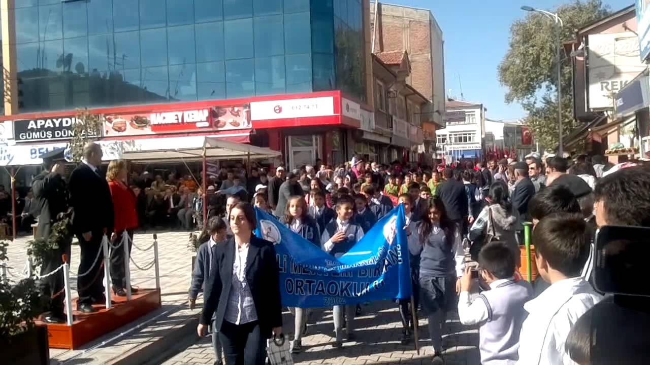 BOLVADİN'DE CUMHURİYET BAYRAMI 2013 (GEÇİT MERASİMİ) (BÜLENT GÜVENİR SUNAR)