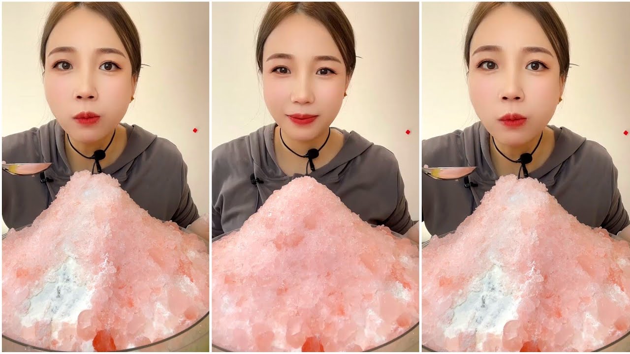 ASMR ICE EATING with MILK POWDER