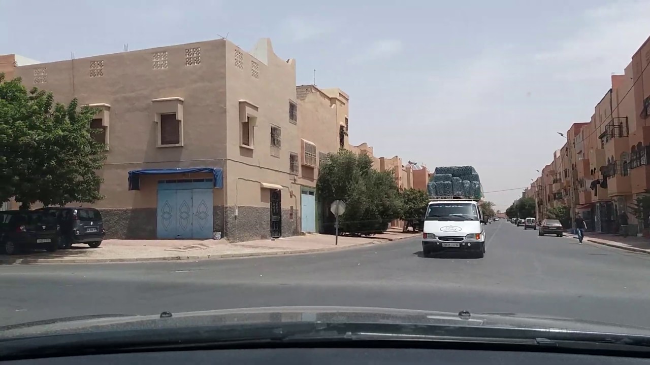 جولة في شوارع مدينة تزنيت في يوم شديد الحرارة