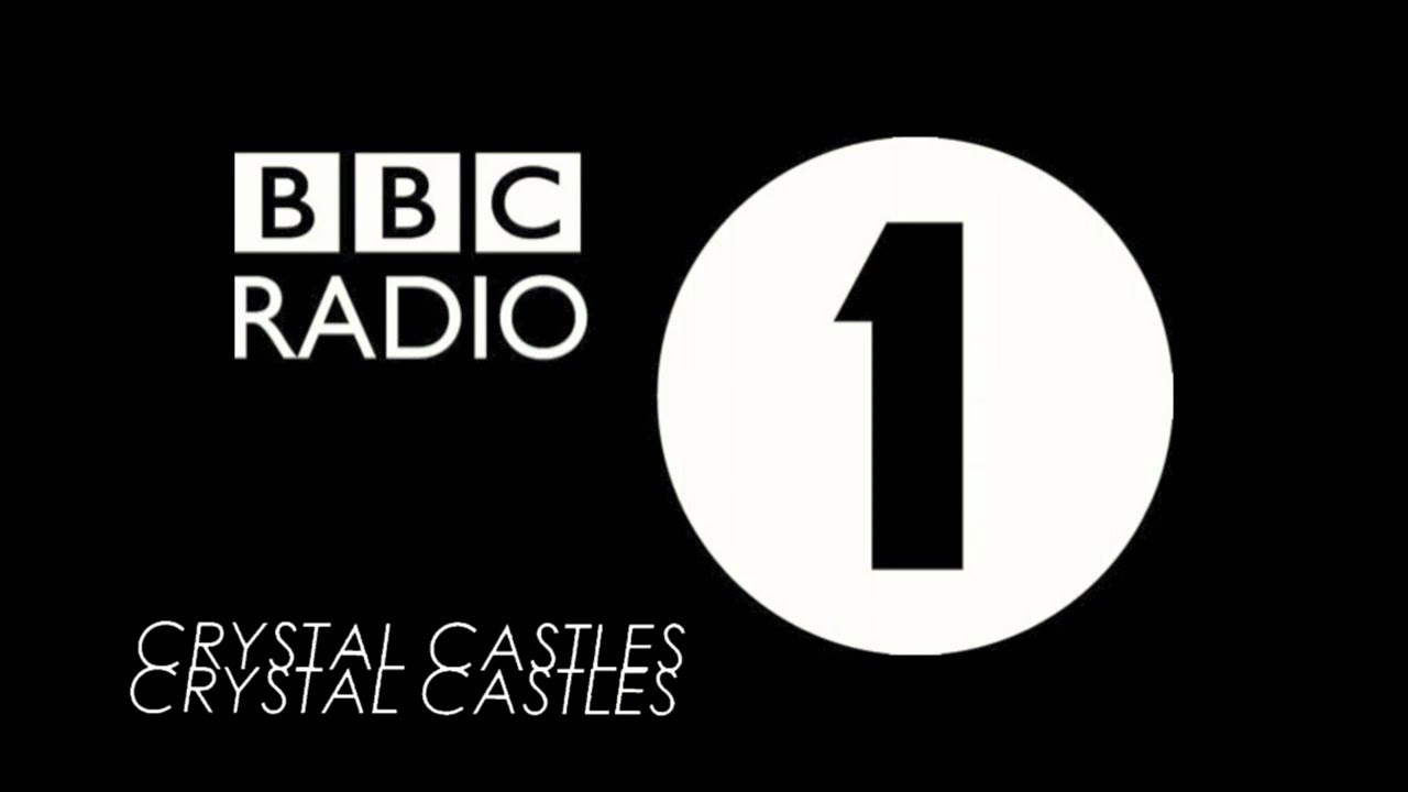Crystal Castles - Crimewave / Courtship Dating (Live Session on BBC Radio 1's Zane Lowe Show)
